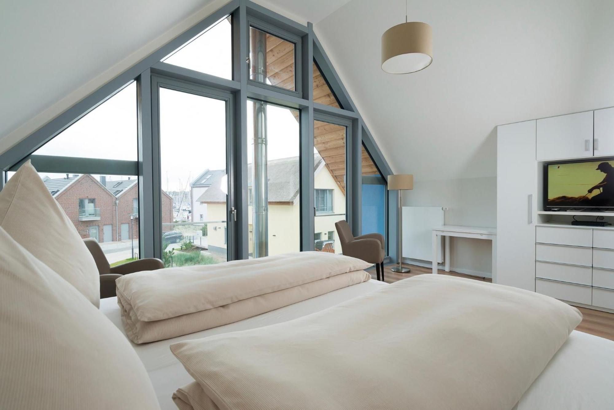 Ostsee - Reetdachhaus Nr 36 "Warder" Im Strand Resort Heiligenhafen Ngoại thất bức ảnh